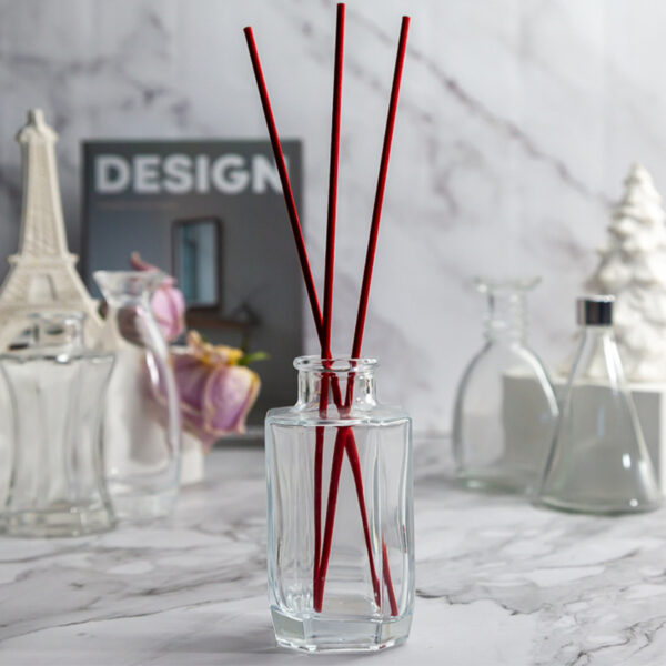 Reed Diffuser Bottle 5.jpg