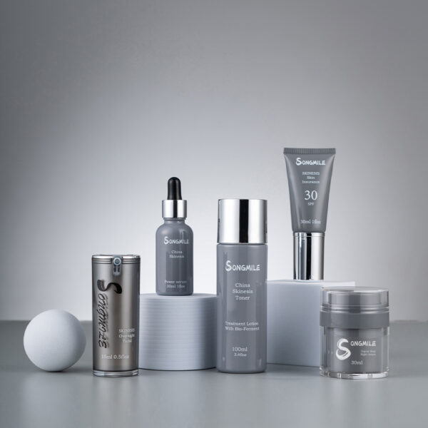 Gray Plastic Skincare Packaging (1)